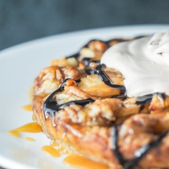 IP Cinnamon Roll Apple Galette - Recipe photo by Mondayismeatloaf