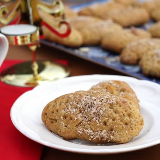 Greek Honey Cookies - Recipe photo by torviewtoronto