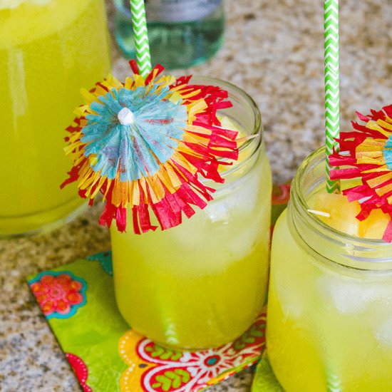 Pineapple Rum Punch - Recipe photo by Homemadeforelle