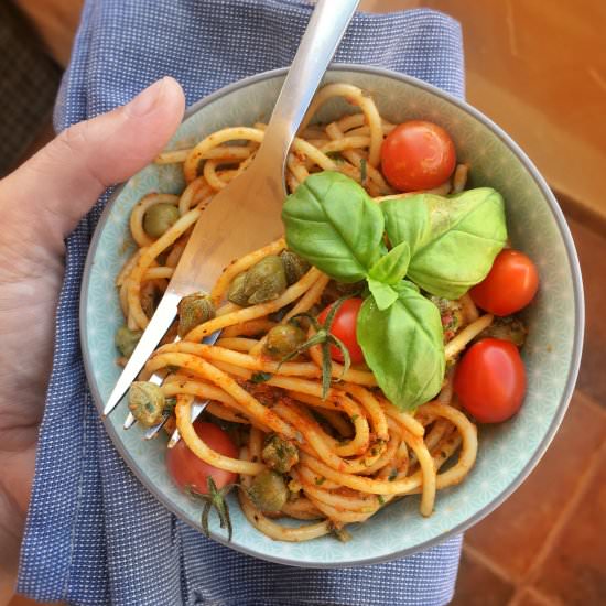Spicy Pasta with Harissa - Recipe photo by June-dArville
