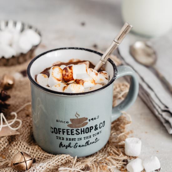 GLUTEN FREE THICK HOT CHOCOLATE - Recipe photo by healthylittlecravings