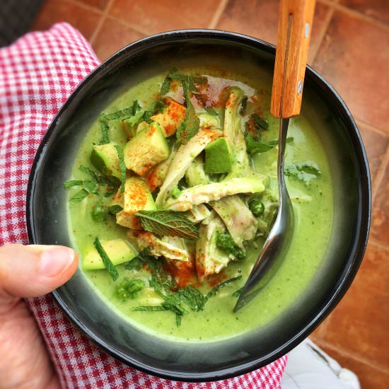 Avocado Chicken Soup with Pesto - Recipe photo by June-dArville