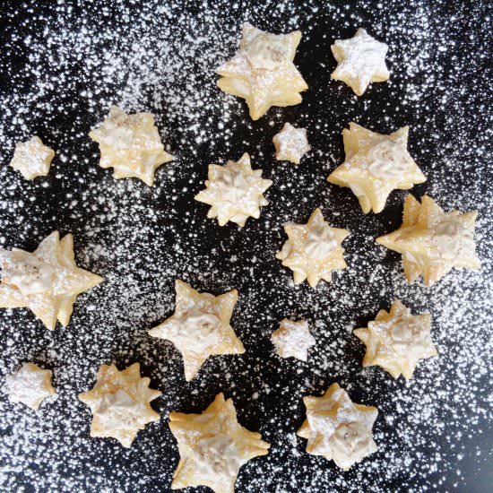 Stars With Chestnut Cream - Recipe photo by cookandfeed
