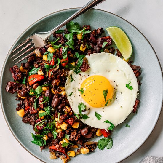 Mesquite lime sausage hash - Recipe photo by cocoaandsalt