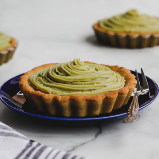 Sweet Potato Cream Filled Tart - Recipe photo by okonomi kitchen