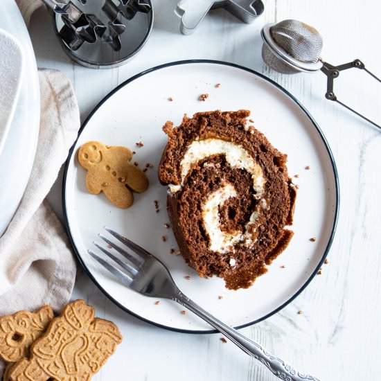 Gingerbread Chocolate Log - Recipe photo by CrumbsCorkscrews
