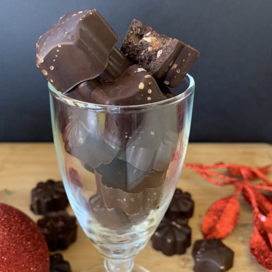 5 Minute Homemade Chocolate - Recipe photo by Cook2Nourish