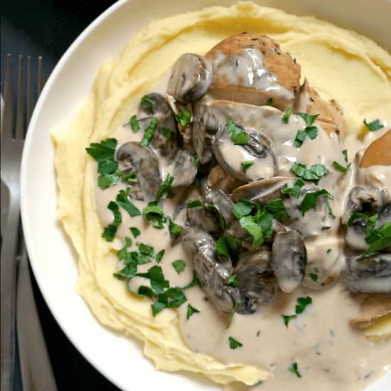 Slow Cooker Mushroom Chicken - Recipe photo by mygorgeousrecipes