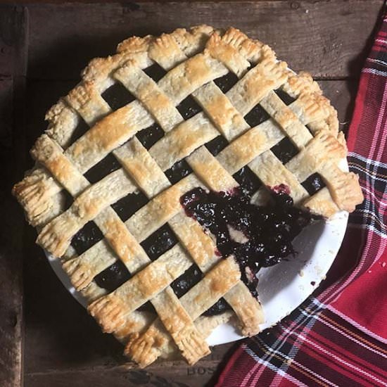 Blueberry Raspberry Pie - Recipe photo by thedoughtydoughnut