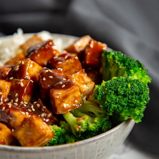 Tofu with Peanut Sauce - Recipe photo by cardamomandcoconut