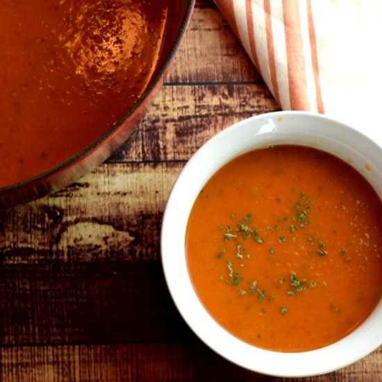 Tomato Basil Bisque Soup - Recipe photo by DeliciousbyDesign