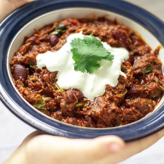 Slow Cooker Chilli Con Carne - Recipe photo by Apply to Face Blog
