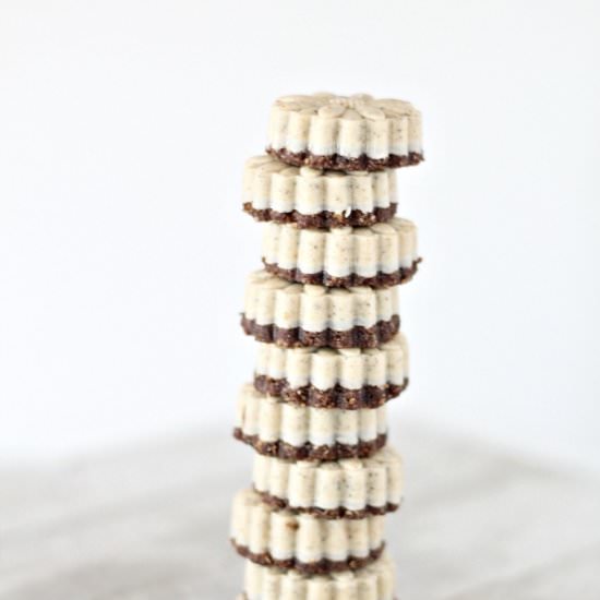 Cookies and Cream Fat Bombs - Recipe photo by buttertogetherkitchen