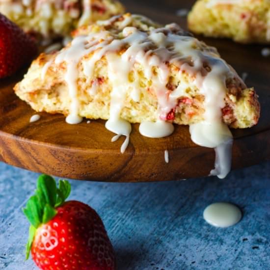 Strawberry Scones - Recipe photo by becomebetty