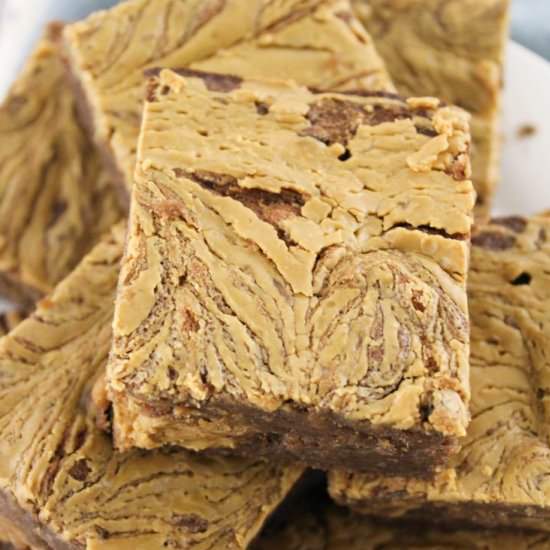 Vegan Peanut Butter Banana Brownies - Recipe photo by bakingyouhappier