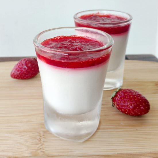 Honey Pannacotta with berry compote - Recipe photo by Flours n frostings