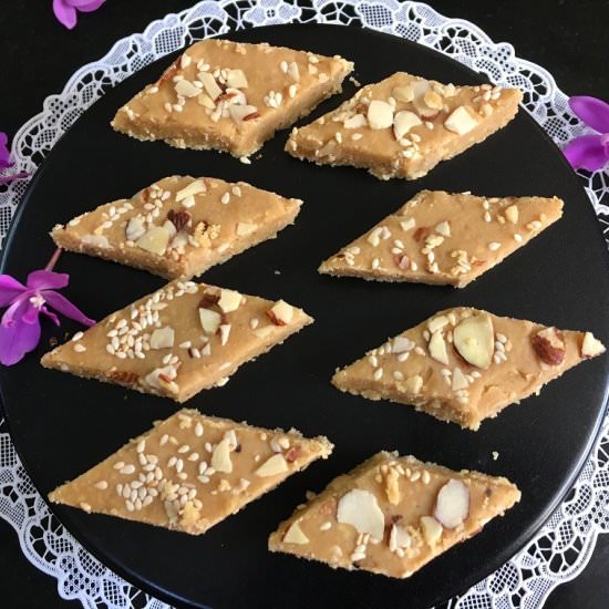 Gur Papdi/Whole Wheat Indian Fudge - Recipe photo by CurryandVanilla