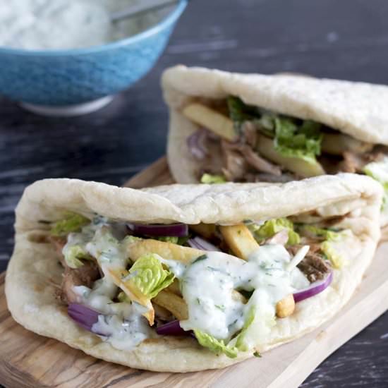 Vegan jackfruit gyros - Recipe photo by Mandy Sneaky Veg