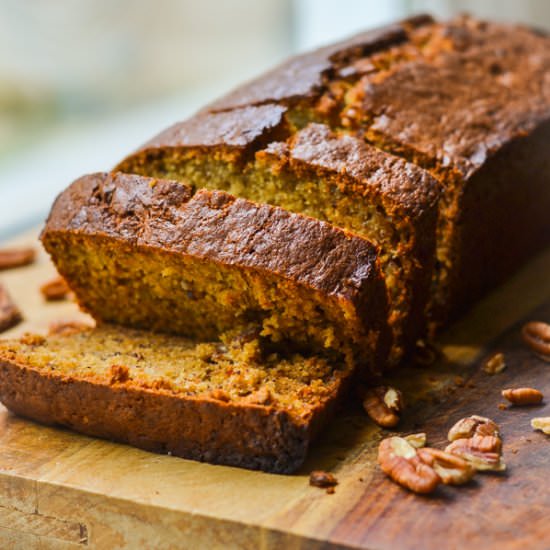 Baked Banana Bread - Recipe photo by ambslovesfood