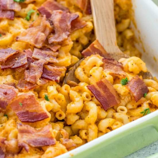Buffalo Chicken Mac and Cheese - Recipe photo by peasandpeonies
