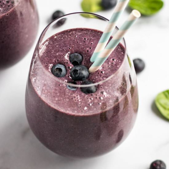 Anti-Inflammatory Smoothie - Recipe photo by lemons and zest