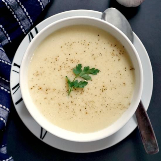 Cream of Garlic Soup - Recipe photo by mygorgeousrecipes