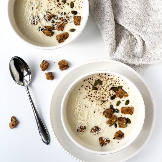 Cream of Cauliflower Soup - Recipe photo by Allkitchencolours