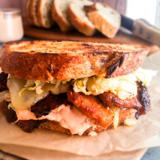 Tempeh Reuben Sandwich - Recipe photo by The Cosmic Cookie Jar
