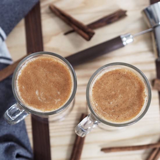 A Whiskey Chai Cocktail - Recipe photo by Kasie Chelanne