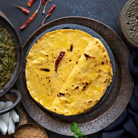 Makki Ki Roti - Recipe photo by cubesnjuliennes