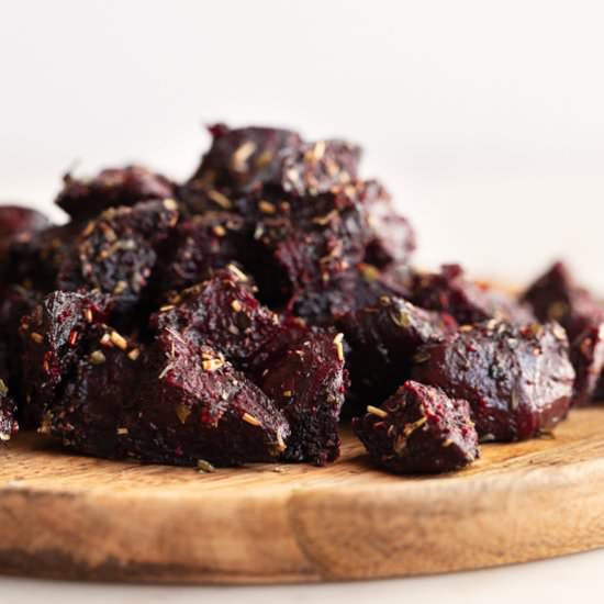 Roasted Beets - Recipe photo by simple vegan blog