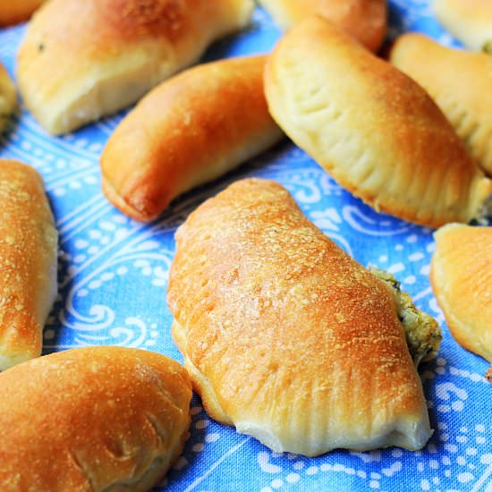 spinach and artichoke pockets - Recipe photo by tastesspicy