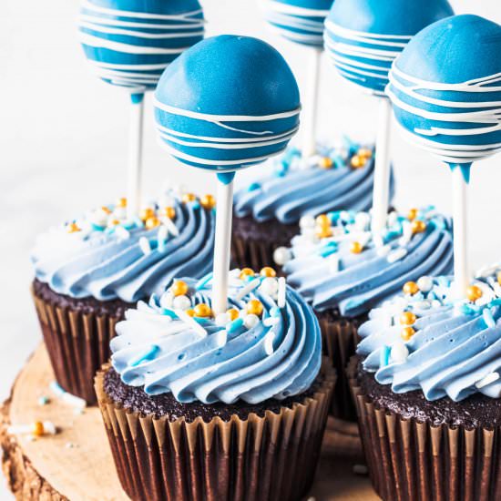 Cake Pop Cupcakes - Recipe photo by piesandtacos