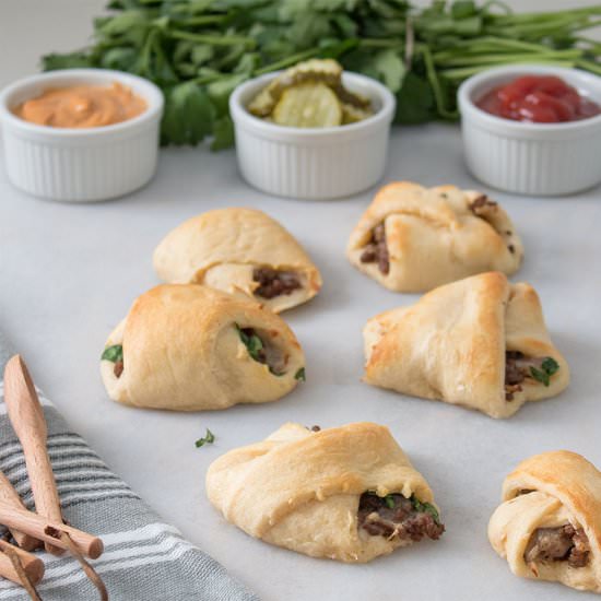 Cheeseburger Bite Crescent Rolls - Recipe photo by The Honeycomb Home
