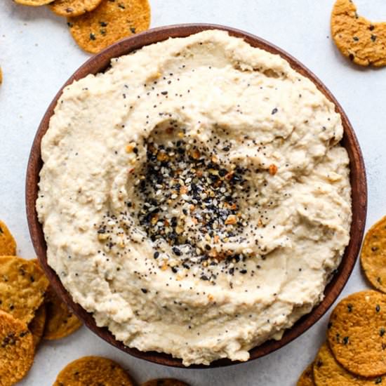 Everything Bagel Seasoning Hummus - Recipe photo by rootsandradishes