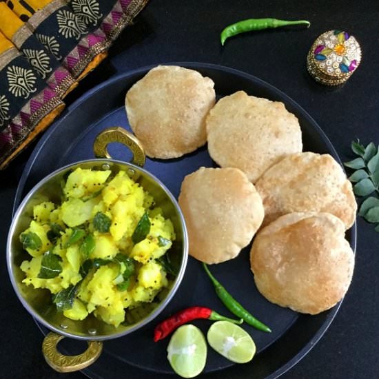 Puri with "Mulki" Bhaji - Recipe photo by CurryandVanilla