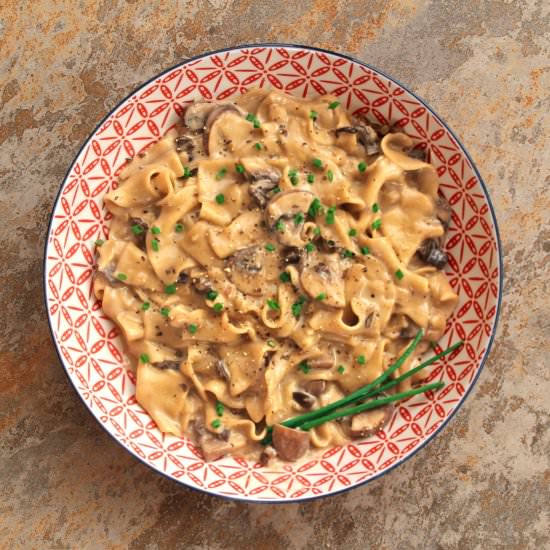 One-Pot Vegan Mushroom Stroganoff - Recipe photo by Flipped-Out Food