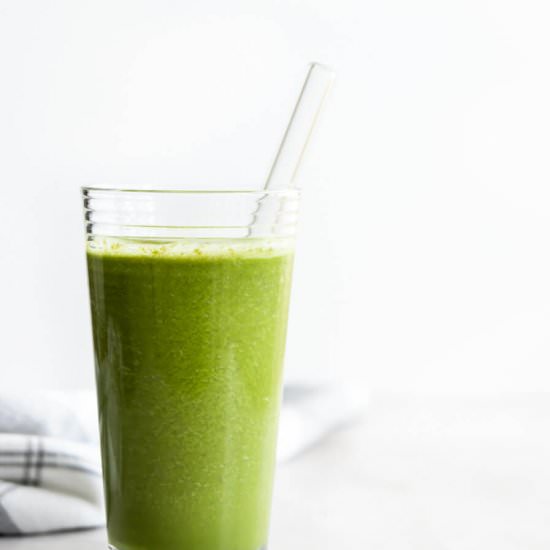 Pineapple Kale Smoothie - Recipe photo by realandvibrant