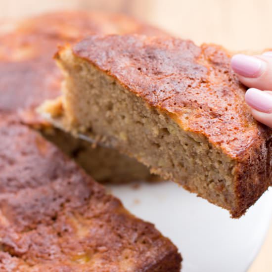 Easy banana cake - Recipe photo by Grab Your Spork