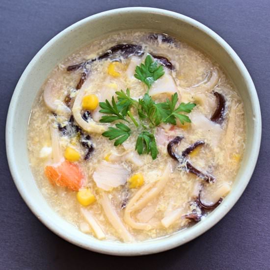 Creamy Chinese Style Crab Soup - Recipe photo by piggyout