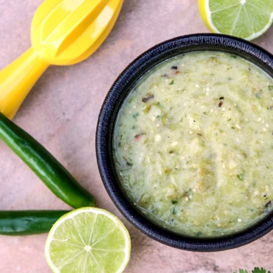 Roasted Tomatillo Salsa - Recipe photo by HIldaskitchenblog