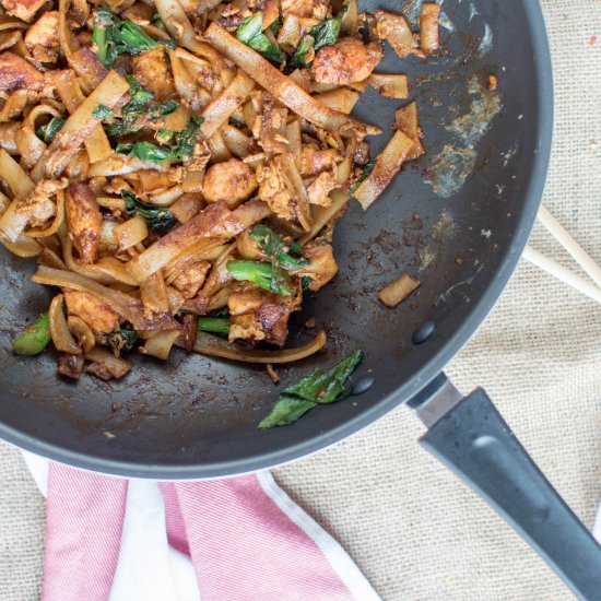 Chicken Pad See Ew (Thai Noodles) - Recipe photo by kayskitchen