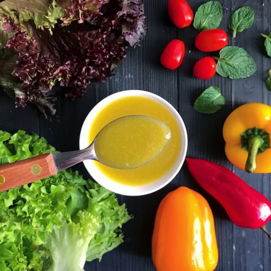 Honey Mustard Vinaigrette - Recipe photo by yummology