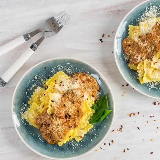 Mozzarella Ravioli - Recipe photo by liveloveyummy