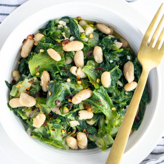 Escarole and Beans - Recipe photo by pinabresciani