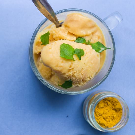 Tropical Frozen Yoghurt - Recipe photo by Atikaps