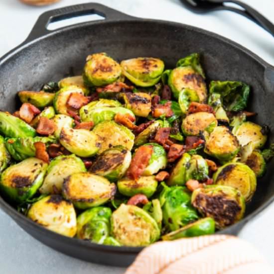Brussel Sprouts with Bacon - Recipe photo by SmartLittleCookie