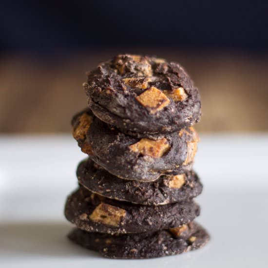 Flourless Chocolate Cookies - Recipe photo by littlebitrecipes