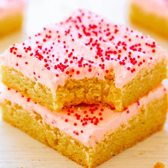 Valentine Frosted Sugar Cookie Bars - Recipe photo by Averie