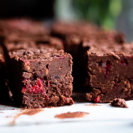 Chocolate Raspberry Freezer Fudge - Recipe photo by foodfaithfitness